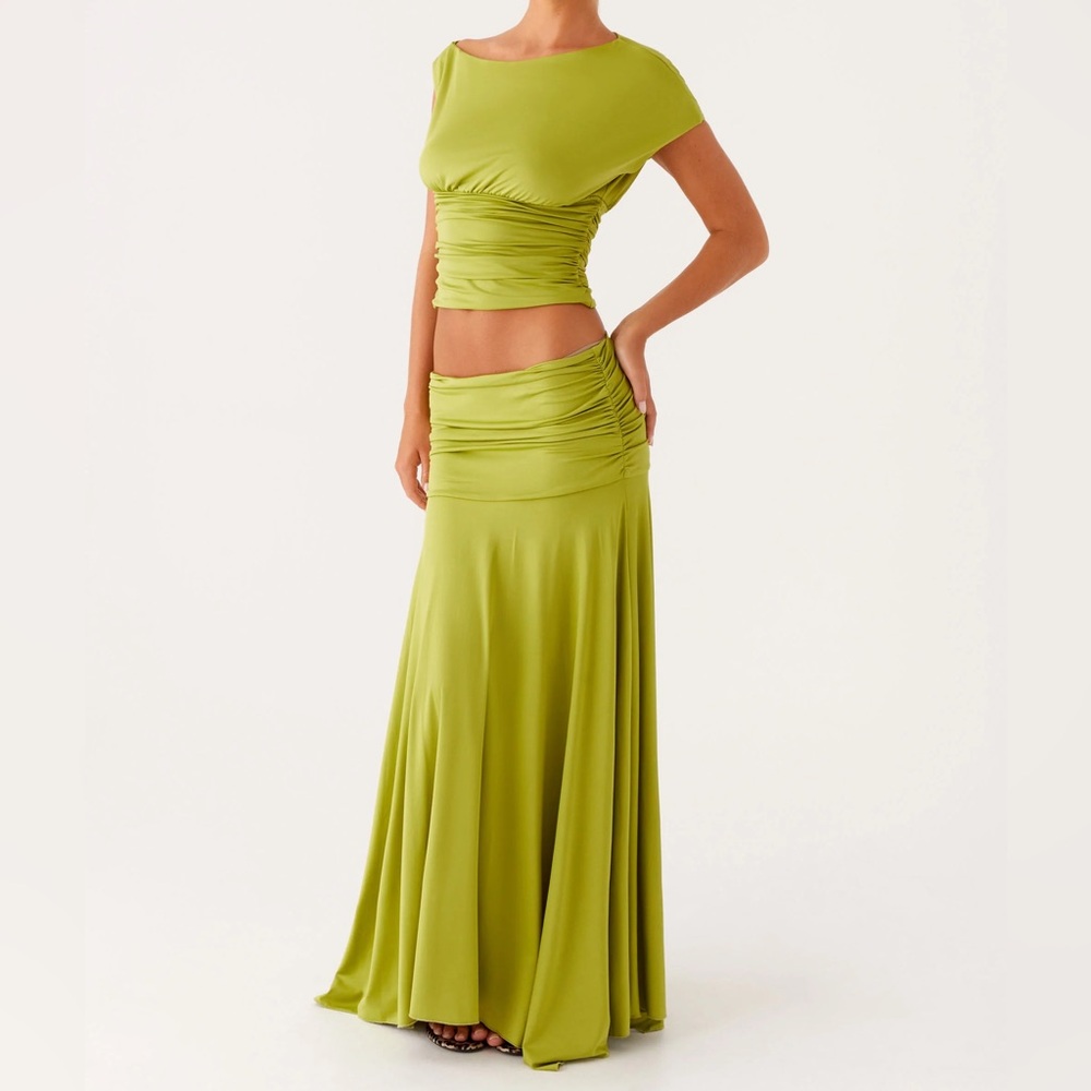 BRAND NEW Peppermayo Liana Ruched Green Maxi Skirt ✨